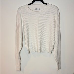 Hollister Cropped Crewneck Ribbed Cozy White Knit Sweater